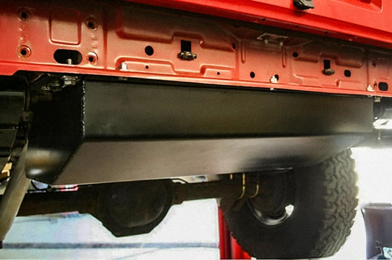 JCR オフロード ガスタンクスキッドプレート (Jeep チェロキー XJ)