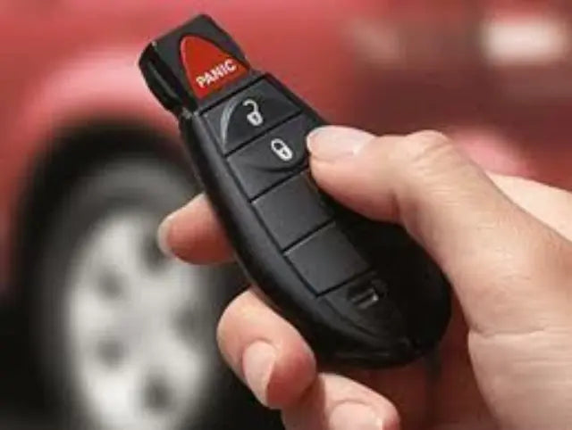 モパー 純正リモートスタート — ラム 3500 2015年式