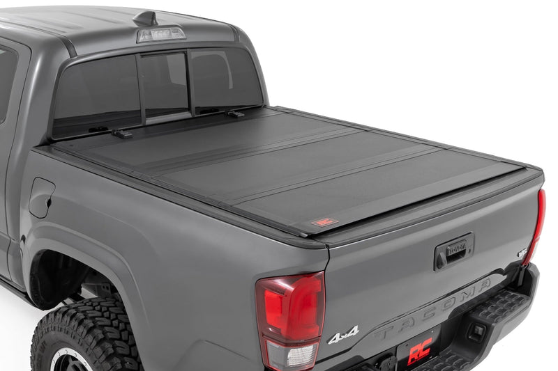 ラフカントリー ハードトライフォールド フリップアップ トノーカバー トヨタ タコマ (Tacoma) 2005-2015