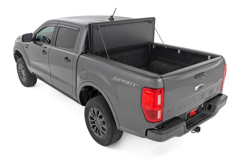 ラフカントリー フォード Ranger ハードトライフォールド フリップアップ トノーカバー (2WD/4WD 2019-2023)