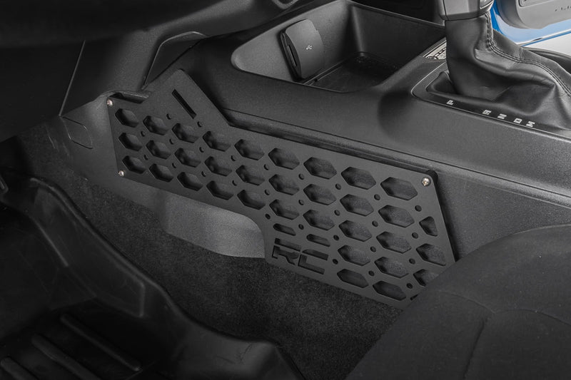 ラフカントリー Molle パネルキット センターコンソール用 | フォード Bronco 4WD (2021-2026)