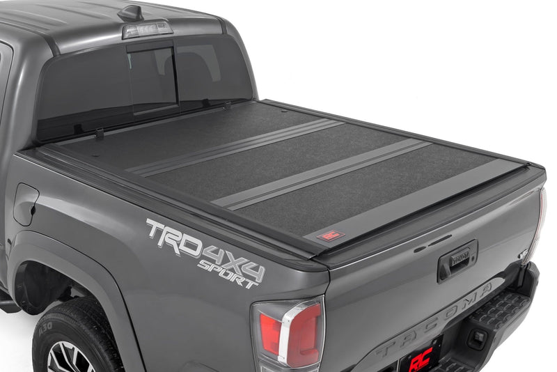 ラフカントリー ハードロープロファイルベッドカバー トヨタ タコマ 2WD/4WD 2016-2023