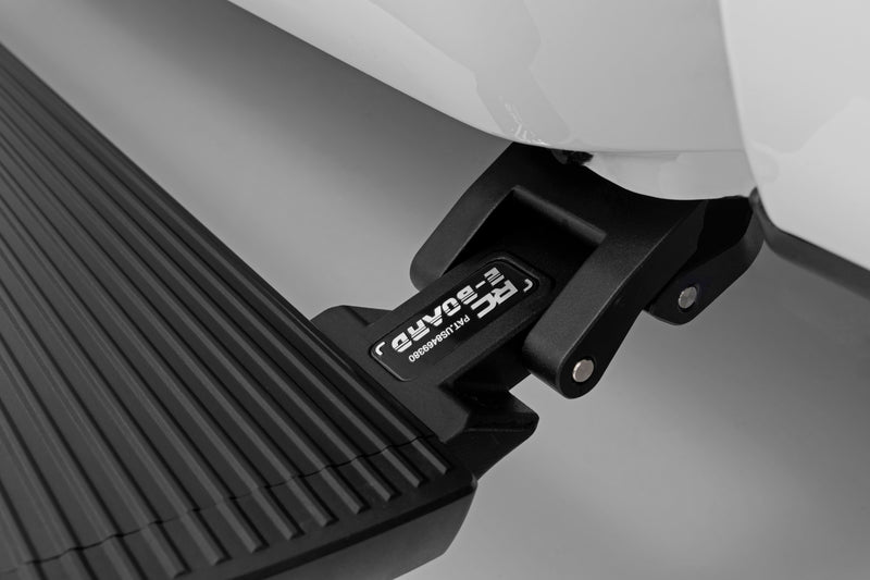 ラフカントリー パワーランニングボード デュアル電動モーター ラム 1500 2WD/4WD (2009-2024)