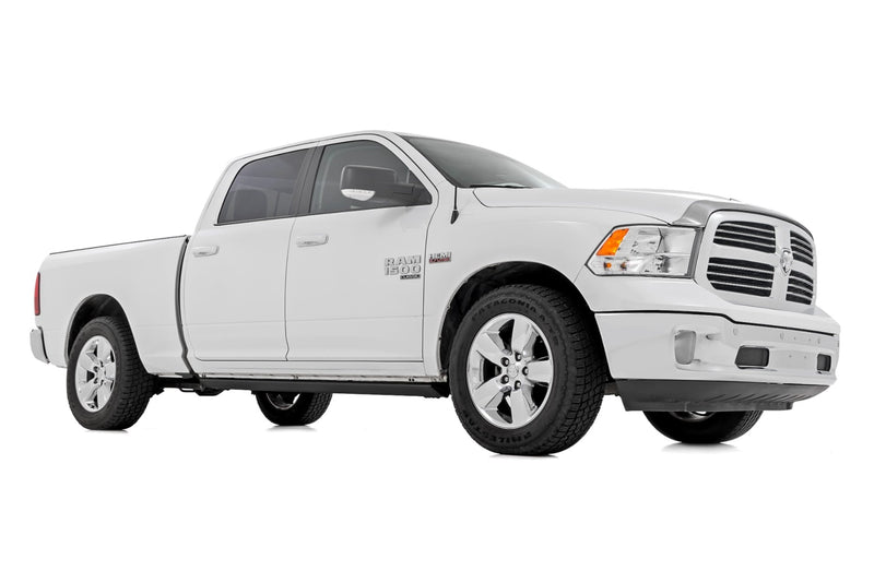 ラフカントリー パワーランニングボード デュアル電動モーター ラム 1500 2WD/4WD (2009-2024)