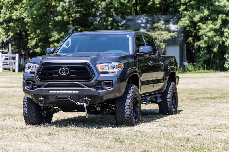 ラフカントリー フロントバンパー Hybrid トヨタ タコマ 2WD/4WD 2016-2023