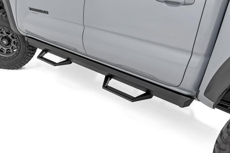 ラフカントリー SRL2 アジャスタブルアルミニウムランニングボード ダブルキャブ トヨタ タコマ 2WD/4WD