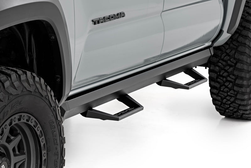 ラフカントリー SRL2 アジャスタブルアルミニウムランニングボード ダブルキャブ トヨタ タコマ 2WD/4WD