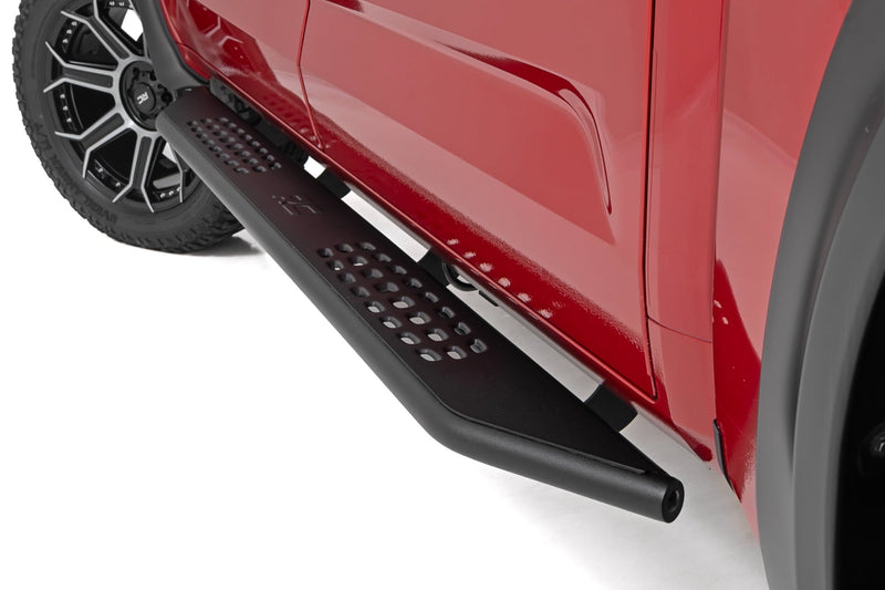 ラフカントリー OV2 ランニングボード サイドステップ クルーキャブ トヨタ Tundra 2WD/4WD 2022-2026
