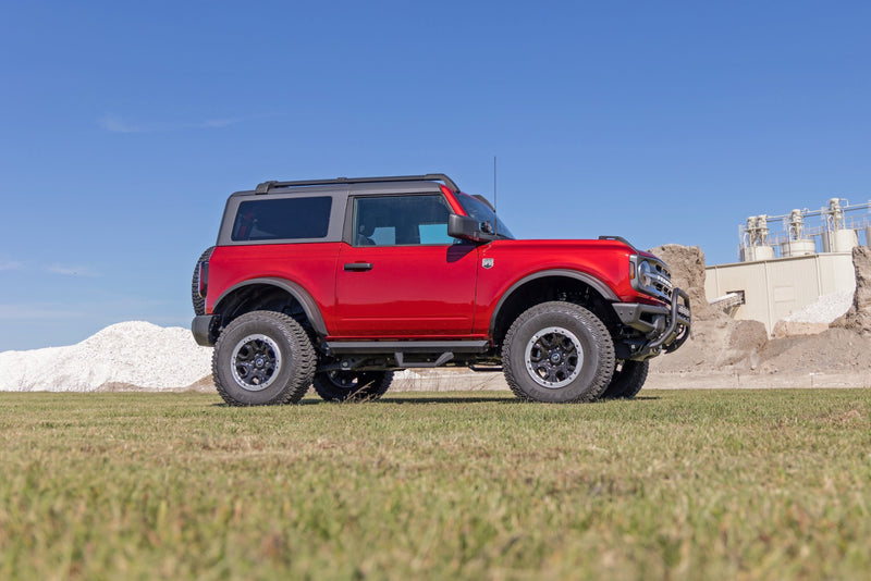 ラフカントリー ナッジバー | フォード Bronco / Bronco Raptor 4WD (2021-2026)