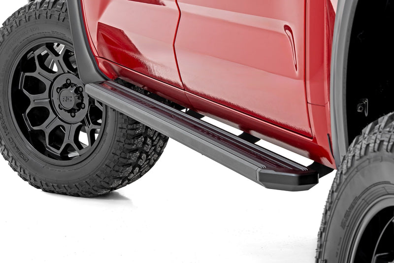 ラフカントリー マルチカラーLEDランニングボード クルーマックス トヨタ Tundra 2WD/4WD 2022-2026
