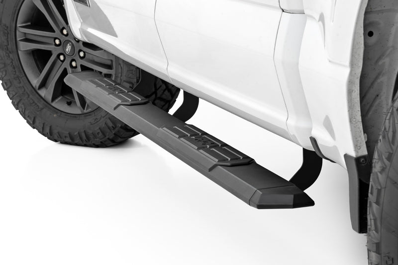 ラフカントリー TR2 ランニングボード フォード F-150/Lightning/F-250/F-350/Raptor 2015-2026
