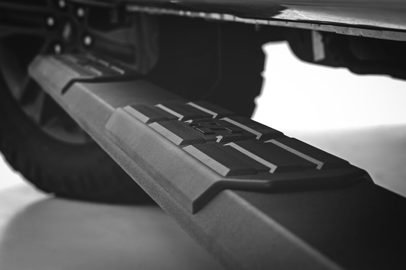 ラフカントリー TR2 ランニングボード フォード F-150/Lightning/F-250/F-350/Raptor 2015-2026