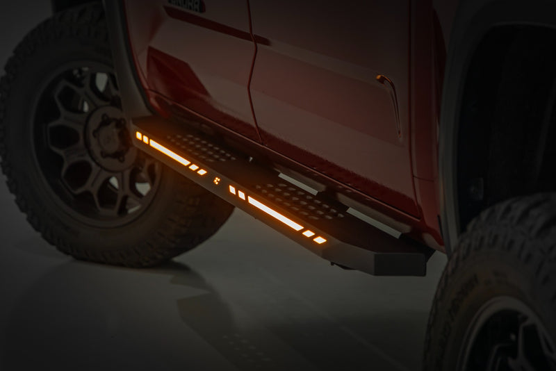 ラフカントリー AC2 ランニングボード アンバー/ホワイト LED クルーマックス トヨタ Tundra 2WD/4WD (2022-2026)