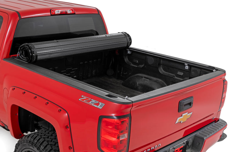 ラフカントリー ハードロールアップ トノーカバー 5'9" ベッド シボレー/GMC 1500 (2014-2018)