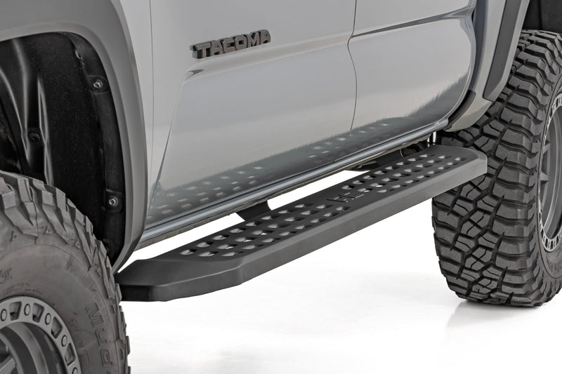ラフカントリー RPT2 ランニングボード ダブルキャブ ブラック トヨタ タコマ 2WD/4WD 2016-2023