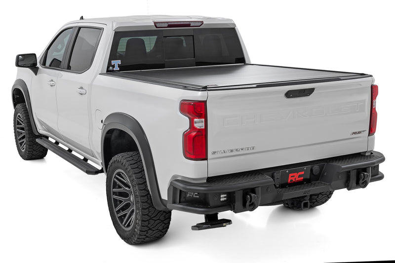 ラフカントリー マルチカラーLEDランニングボード クルーキャブ シボレー/GMC 1500/2500HD/3500HD (2019-2026)