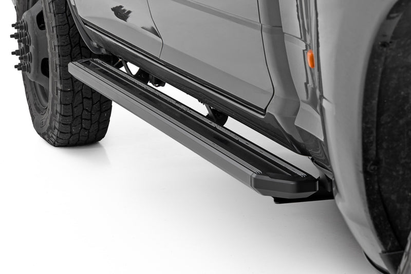 ラフカントリー マルチカラーLEDランニングボード クルーキャブ ラム 2500/3500 2WD/4WD