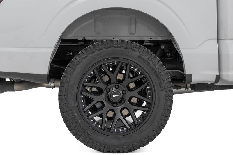 ラフカントリー マッドフラップデリートキット | フォード F-150 2WD/4WD (2021-2026)