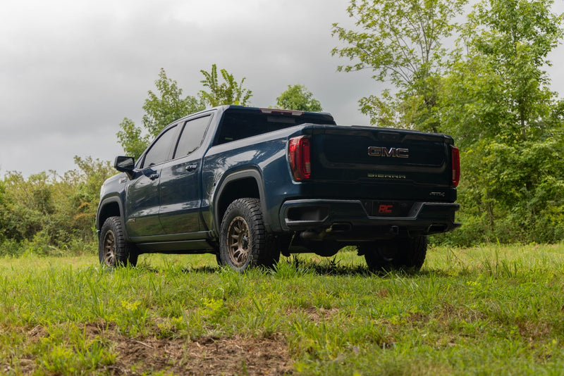 ラフカントリー 3.5インチ サスペンションリフトキット GMC Sierra 1500 2WD/4WD (2019-2024)