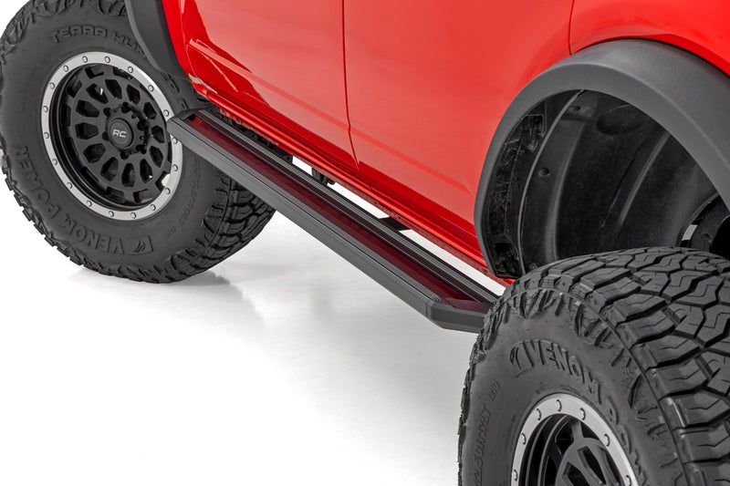 ラフカントリー マルチカラーLEDランニングボード 4ドア フォード Bronco 4WD (2021-2026)