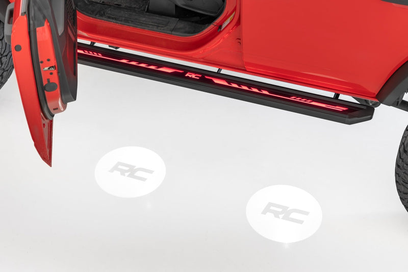 ラフカントリー マルチカラーLEDランニングボード 4ドア フォード Bronco 4WD (2021-2026)