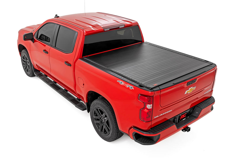 ラフカントリー ハードロールアップベッドカバー | シボレー シルバラード 1500 / GMC シエラ 1500 (2019-2026)