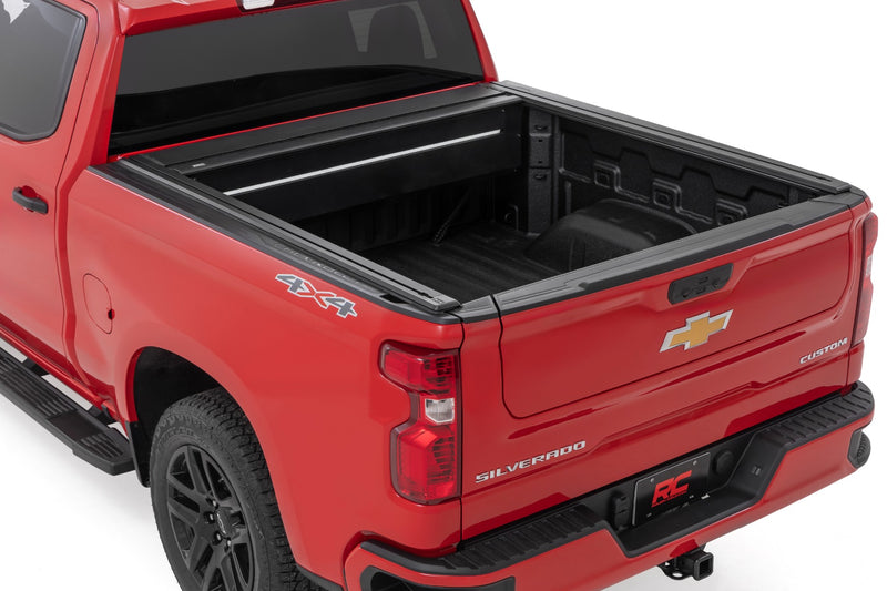 ラフカントリー 電動リトラクタブルトノーカバー 5'10"ベッド シボレー/GMC シルバラード 1500・シエラ 1500 2019-2026