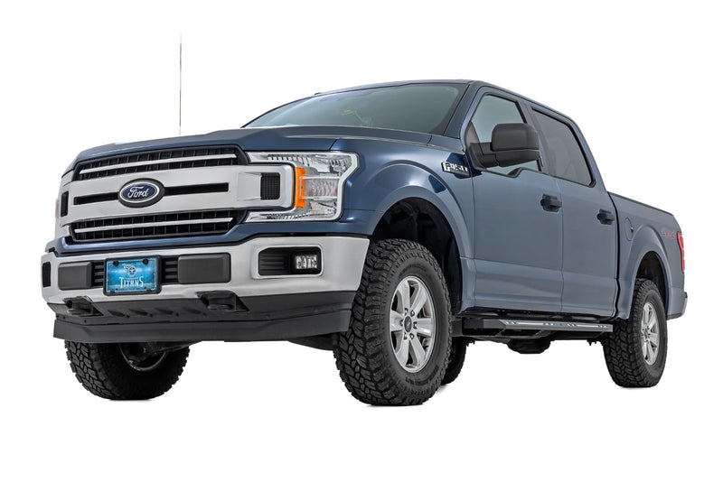 ラフカントリー AC2 ランニングボード アンバー/ホワイト LED クルーキャブ フォード F-150/Lightning/F-250/F-350/Raptor (2015-2026)