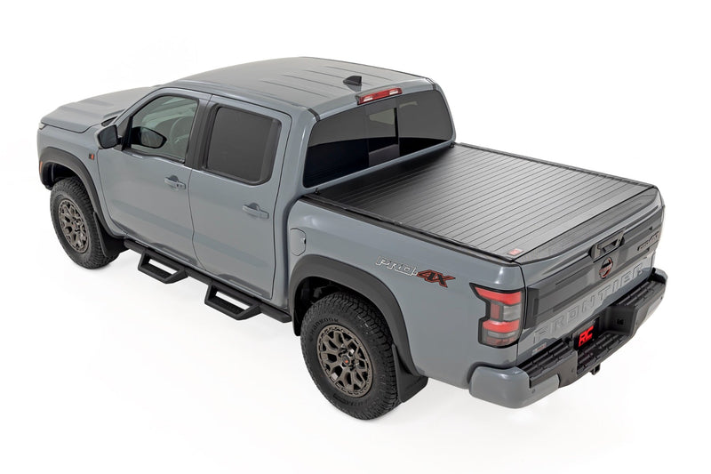 ラフカントリー ハードロールアップ トノーカバー | 5フィートベッド | ニッサン Frontier 2WD/4WD 2022-2026