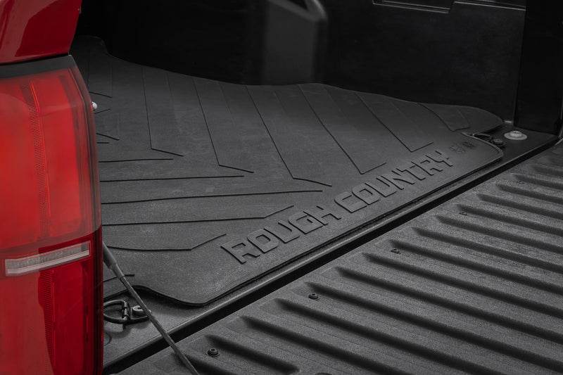 ラフカントリー トヨタ タコマ ベッドマット 5フィート荷台用 RC Logo 2WD/4WD (2024-2026)