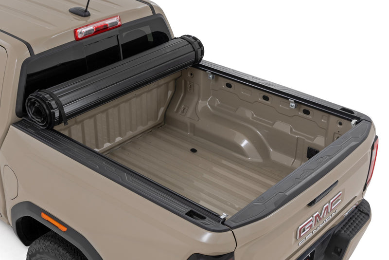 ラフカントリー ハードロールアップベッドカバー 5フィート荷台用 シボレー/GMC Colorado/Canyon 2WD/4WD (2023-2026)