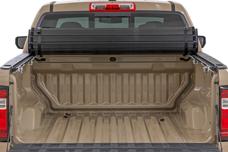 ラフカントリー ハードロールアップベッドカバー 5フィート荷台用 シボレー/GMC Colorado/Canyon 2WD/4WD (2023-2026)