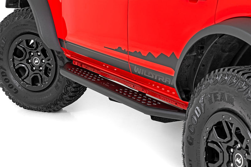ラフカントリー OV2 ランニングボード 4ドア フォード Bronco 4WD 2021-2026