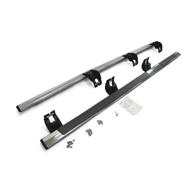 モパー ステンレス製ホイールトゥホイール チューブラーサイドステップ クルーキャブ/8フィートベッド用 — ラム 2500/3500 2013-2026