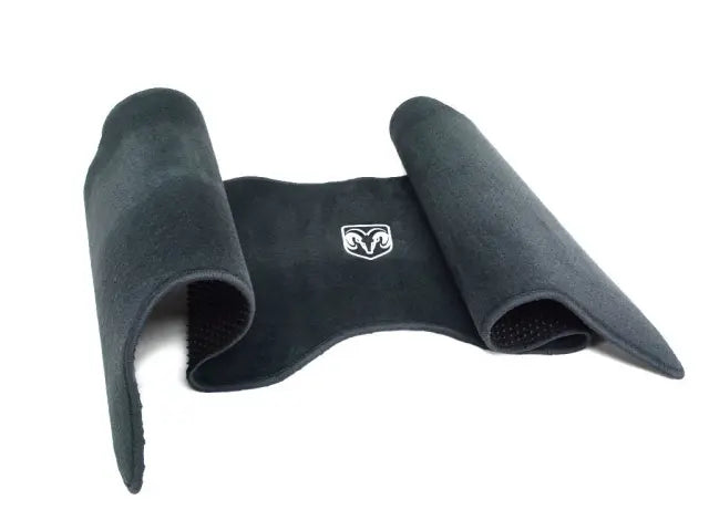モパー 純正リアフロアマットキット — ダッジ/ラム 1500・2500・3500 2009-2012