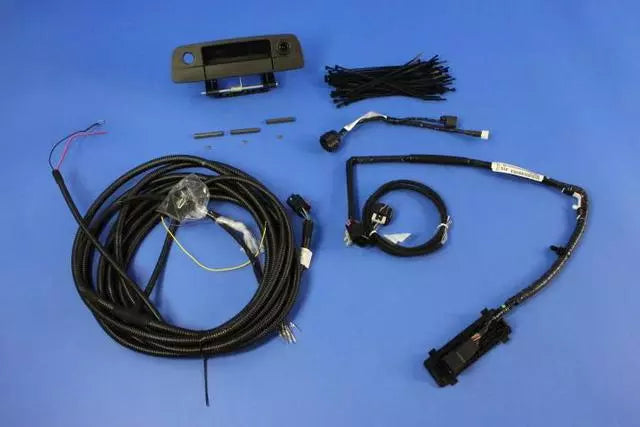 モパー OEM リアビューカメラ — ラム 1500 / 2500 / 3500 2013-2020