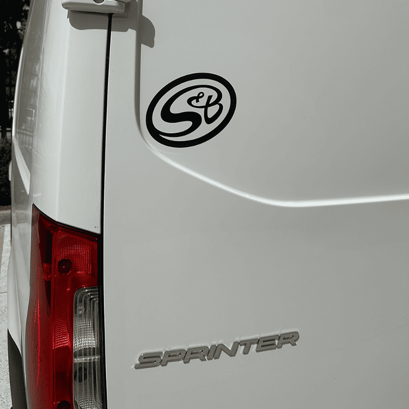 S&B ロゴ 3M デカール 6×7インチ ホワイト