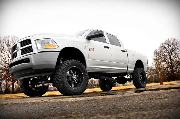 ラフカントリー 5インチ リフトアップキット | ラム 2500/3500 4WD (2011-2013)