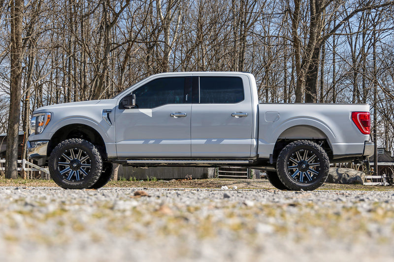 ラフカントリー 4インチ リフトキット | フォード F-150 2WD (2021-2026)