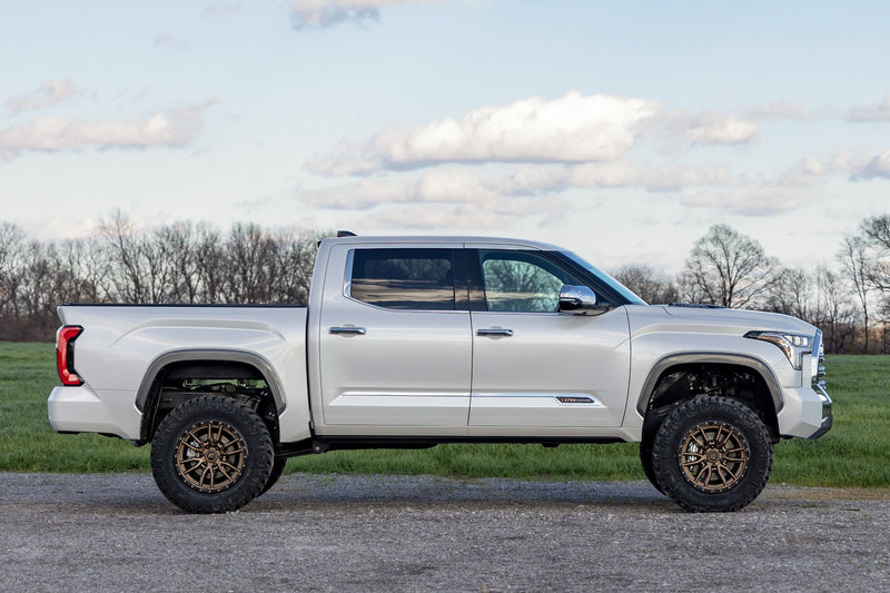 ラフカントリー 6インチリフトアップキット | 純正エアサスペンション対応 | トヨタ Tundra 4WD (2022-2026)