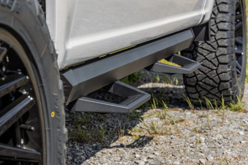 ラフカントリー SRL2 アジャスタブルアルミニウムステップ | フォード Ranger 2WD/4WD 2019-2026