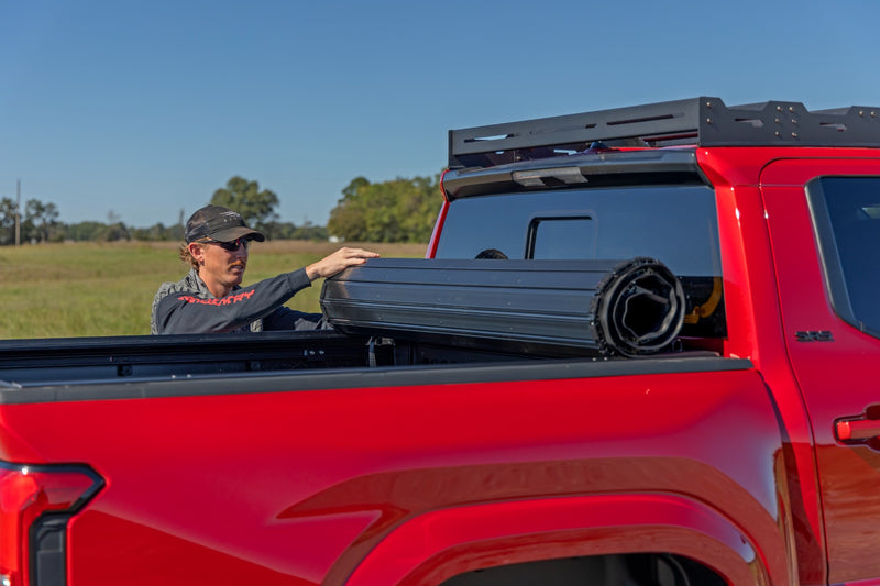 ラフカントリー ハードロールアップベッドカバー トヨタ タコマ 2WD/4WD 2024-2026