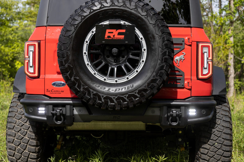 ラフカントリー チューブラーリアバンパー LEDポッド付き フォード ブロンコ 4WD 2021-2026