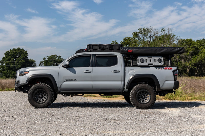 ラフカントリー SRL2 アジャスタブルアルミニウムランニングボード ダブルキャブ トヨタ タコマ 2WD/4WD