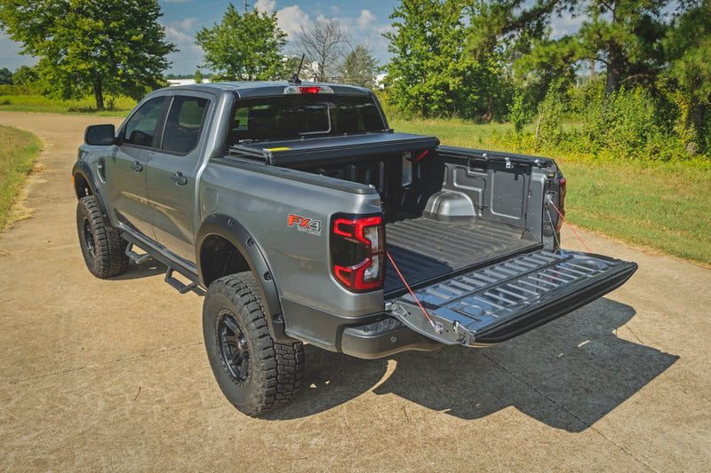 ラフカントリー ハードロープロファイルベッドカバー トライフォールド | 5フィートベッド | フォード Ranger 2WD/4WD 2024-2025