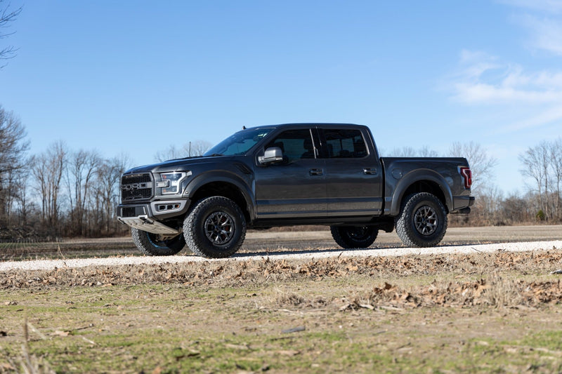 ラフカントリー 2.5インチ リフトキット | フォード F-150 Raptor 4WD 2019-2020