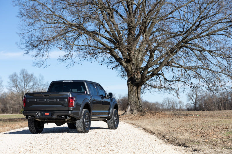 ラフカントリー 2.5インチ リフトキット | フォード F-150 Raptor 4WD 2019-2020