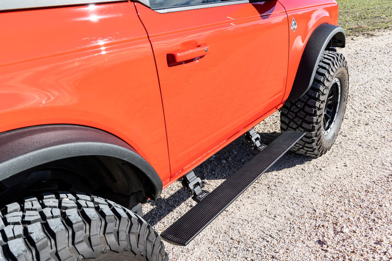 ラフカントリー パワーランニングボード デュアルモーター 2ドア フォード Bronco (2021-2026)