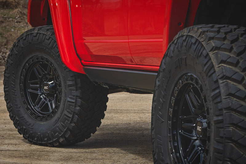 ラフカントリー HT-Series パワーランニングボード 4ドア フォード Bronco 4WD 2021-2026