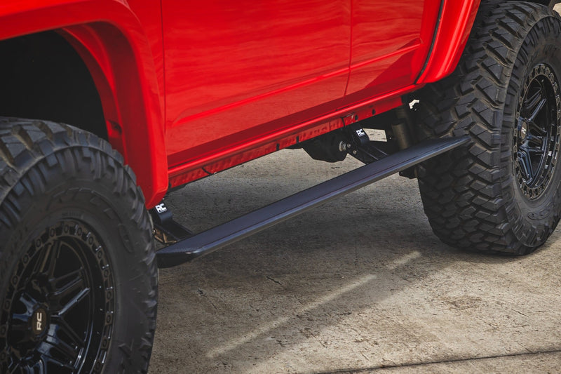 ラフカントリー HT-Series パワーランニングボード 4ドア フォード Bronco 4WD 2021-2026
